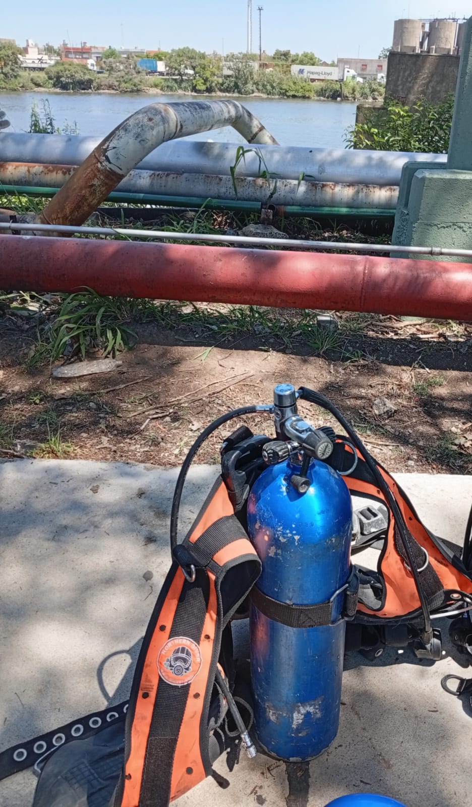 Trabajo de campo en inspección subacuática de Dock Sud